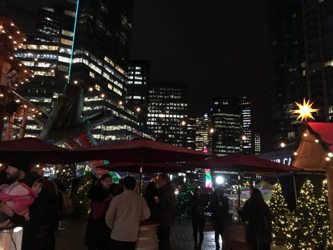 CHRISMAS MARKET night