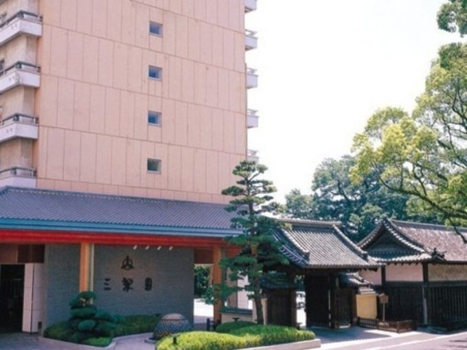 高知城下の天然温泉・三翠園