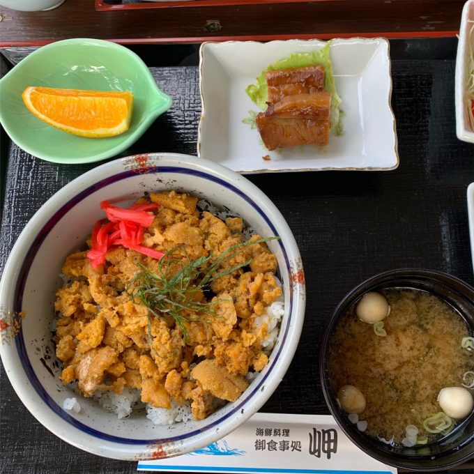 岩手 海鮮丼 お食事処岬