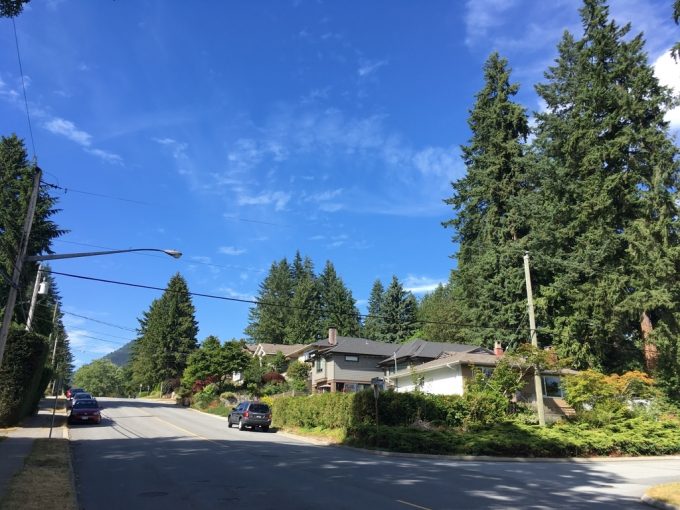 Lynn Canyon Park access3