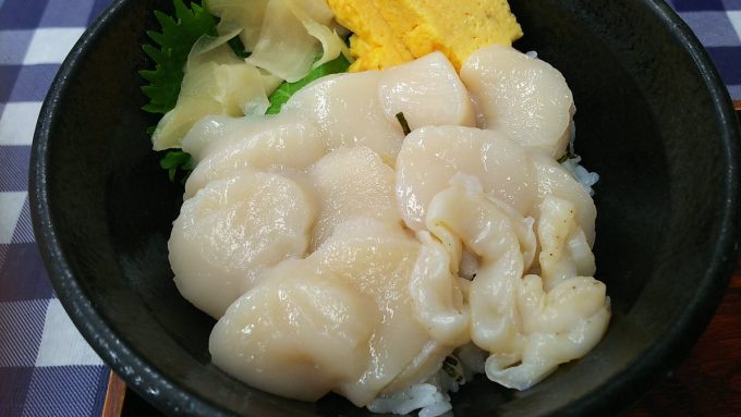 青森海鮮丼 丸青食堂