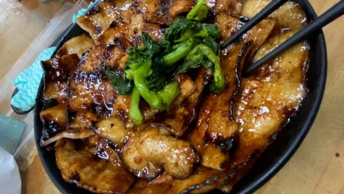 新橋グルメ　豚大学
