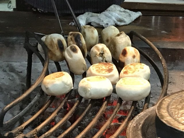 小川の庄おやき村大門