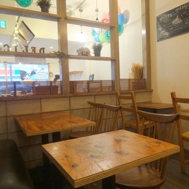 デリス ベーカリーカフェ